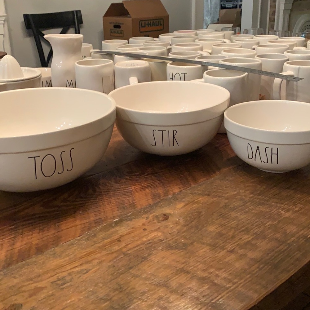 Nesting bowls